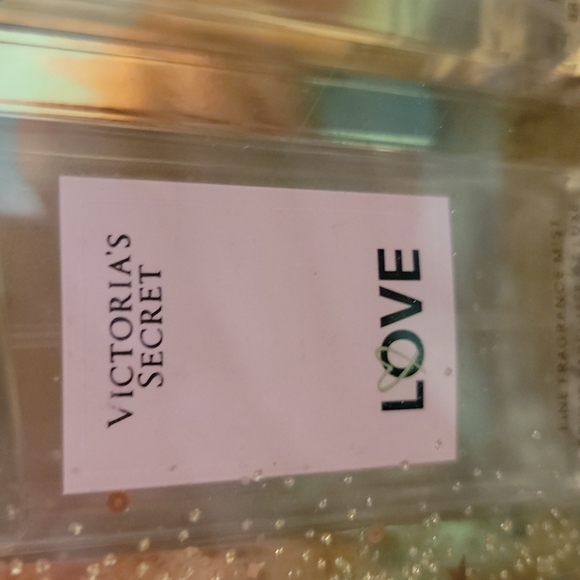 Victoria's Secret 2020 Holiday Set - Picture 4 of 8